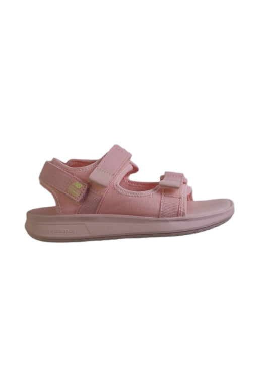 A Pink Sandals from New Balance in size 5T for girl. (Front View)