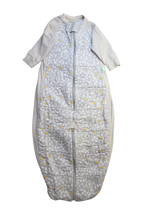 A Grey Sleepsacs from ErgoPouch in size 4T for neutral. (Front View)