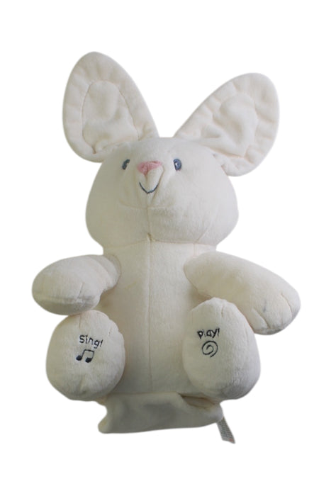 A Ivory Soft Toys from Gund in size O/S for neutral. (Front View)
