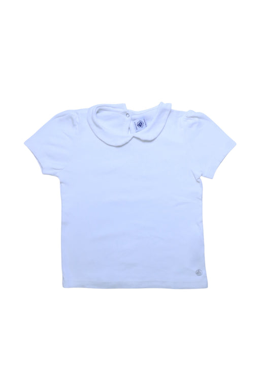 A White Short Sleeve Tops from Petit Bateau in size 6T for girl. (Front View)
