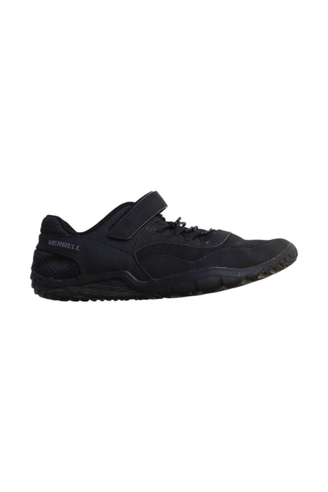 A Black Sneakers from Merrell in size 11Y for neutral. (Front View)