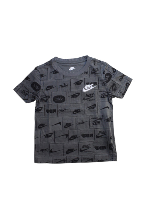 A Grey Short Sleeve T Shirts from Nike in size 4T for boy. (Front View)