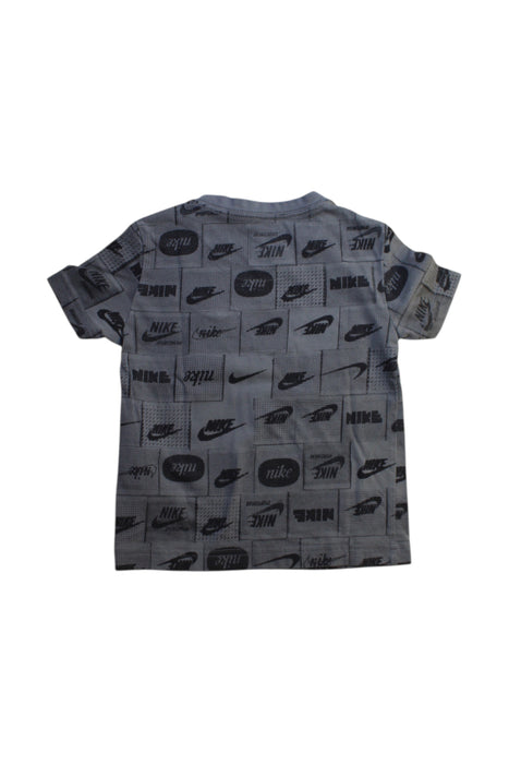 A Grey Short Sleeve T Shirts from Nike in size 4T for boy. (Back View)