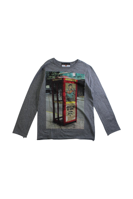 A Grey Long Sleeve T Shirts from Sisley in size 6T for boy. (Front View)