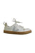 A White Sneakers from Veja in size 9Y for neutral. (Front View)