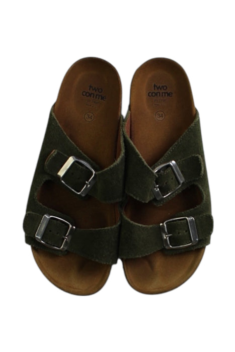 A Green Sandals from PePe in size 9Y for neutral. (Back View)