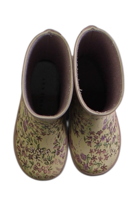 A Multicolour Rain Boots from Jamie Kay in size 5T for girl. (Back View)