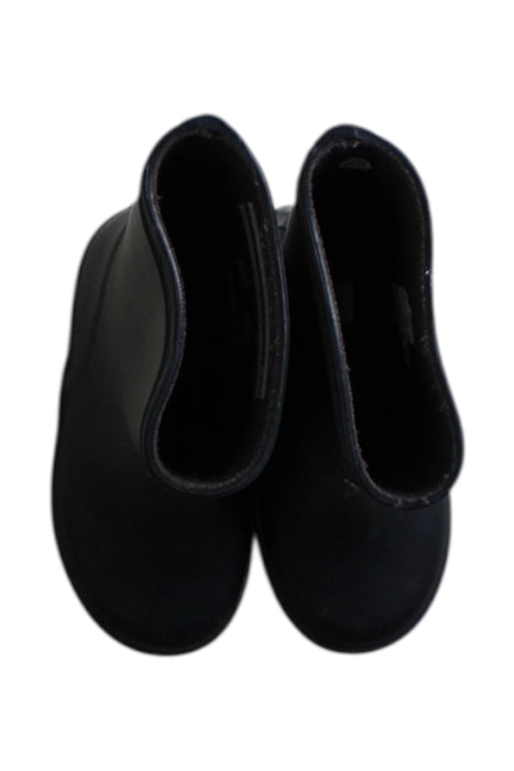 A Black Rain Boots from Hunter in size 18-24M for neutral. (Back View)