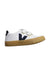 A White Sneakers from Veja in size 4T for neutral. (Front View)