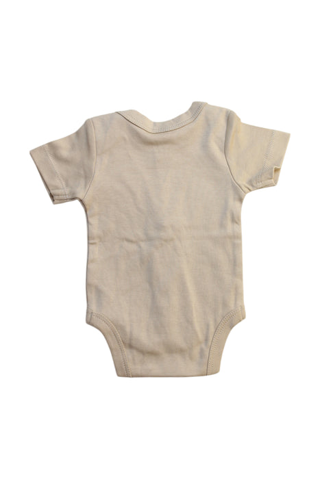 A Beige Short Sleeve Bodysuits from Colored Organics in size Newborn for neutral. (Back View)