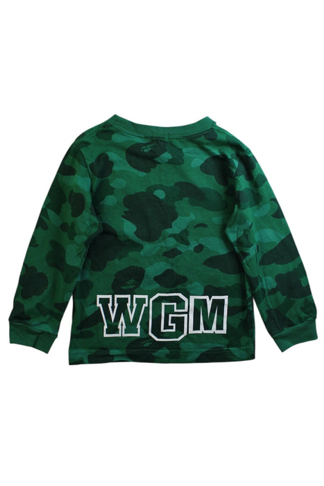 A Green Crewneck Sweatshirts from BAPE KIDS in size 4T for neutral. (Back View)
