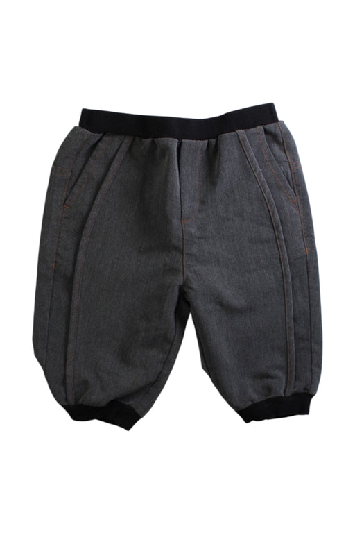 A Grey Shorts from Momonittu in size 6T for boy. (Front View)