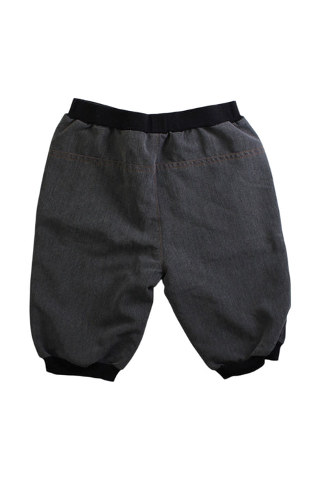 A Grey Shorts from Momonittu in size 6T for boy. (Back View)
