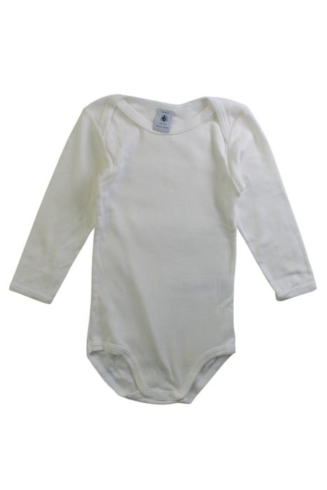 A White Long Sleeve Bodysuits from Petit Bateau in size 12-18M for neutral. (Front View)