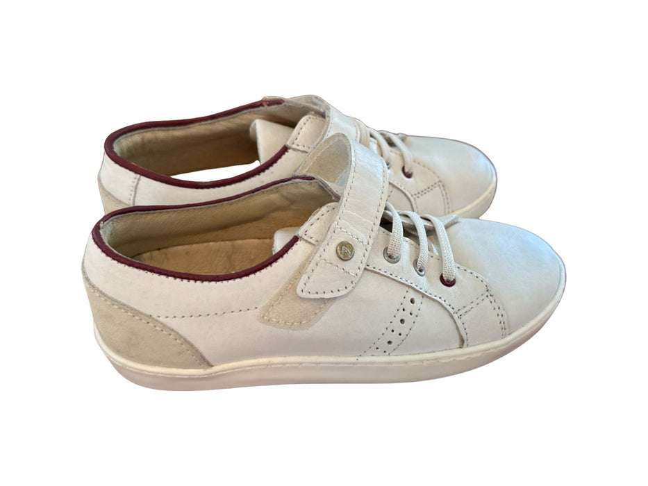 A White Sneakers from Jacadi in size 7Y for neutral. (Back View)