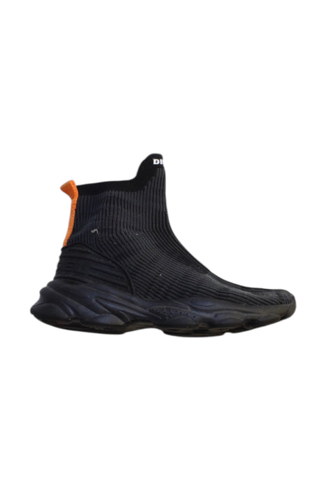 A Black Sneakers from Diesel in size 10Y for boy. (Front View)
