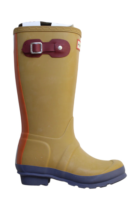 A Yellow Rain Boots from Hunter in size 7Y for neutral. (Front View)
