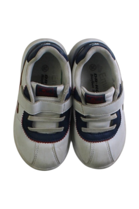 A White Sneakers from Dr. Kong in size 4T for boy. (Back View)