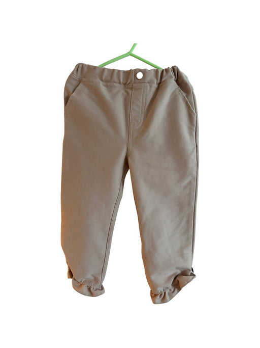 A Beige Casual Pants from Petit Main in size 5T for girl. (Front View)