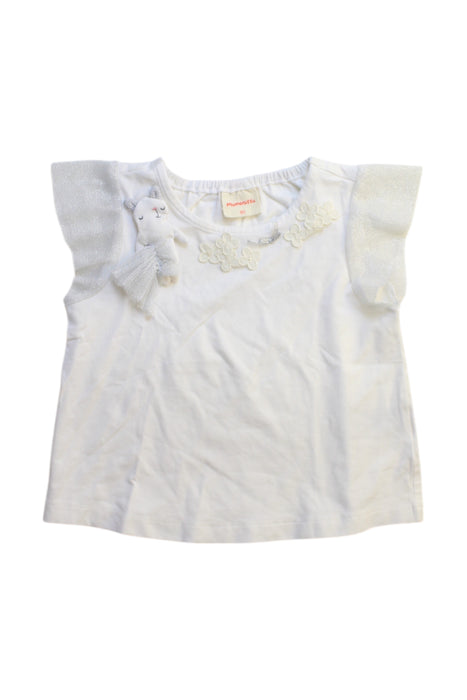 A White Sleeveless Tops from Momonittu in size 6-12M for girl. (Front View)