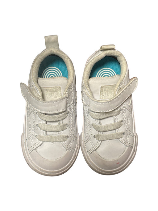 A White Sneakers from Converse in size 18-24M for neutral. (Front View)