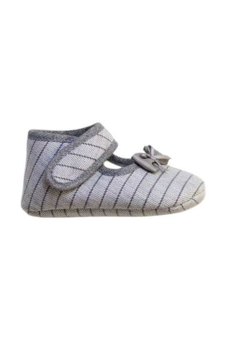A Grey Booties from Cambrass in size 3-6M for girl. (Front View)