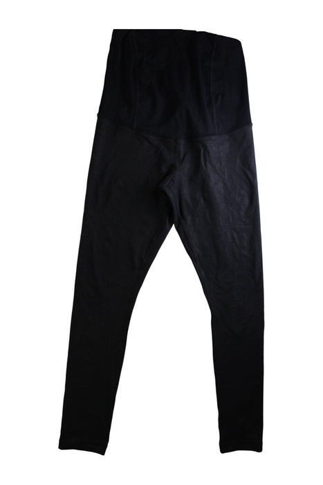 A Black Leggings from Ingrid & Isabel in size Maternity-S for maternity. (Front View)