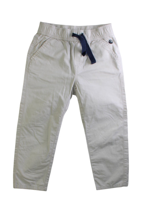 A Beige Casual Pants from Petit Bateau in size 3T for boy. (Front View)
