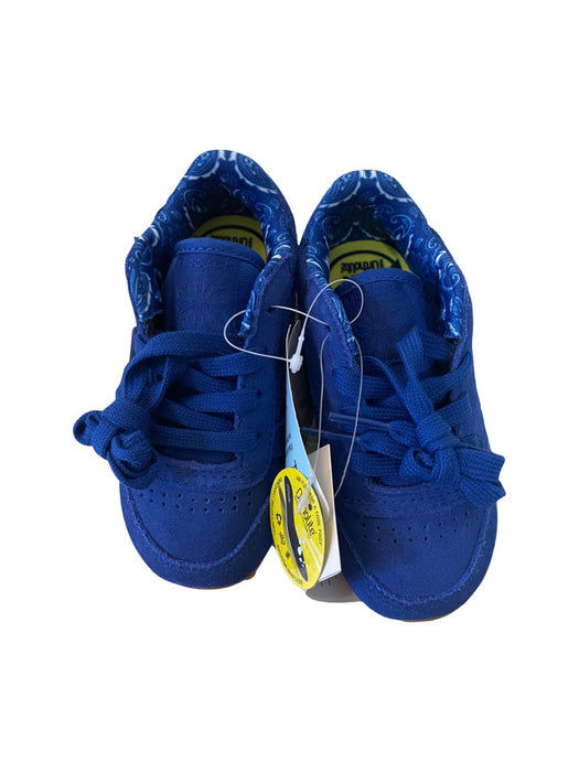 A Blue Sneakers from Reebok in size 18-24M for neutral. (Front View)