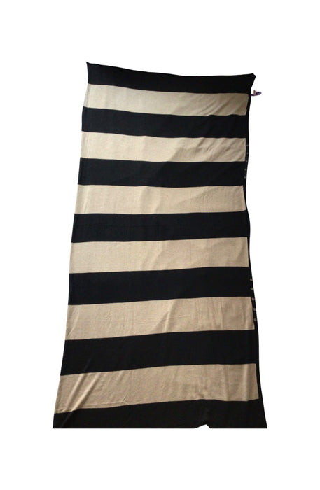 A Beige Blankets from Seraphine in size Maternity-M for maternity. (Front View)