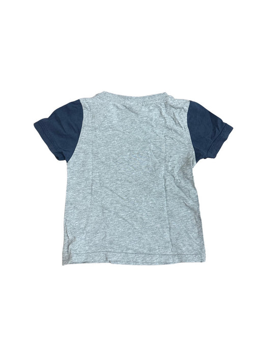 A Grey Short Sleeve T Shirts from Macpac in size 2T for boy. (Back View)