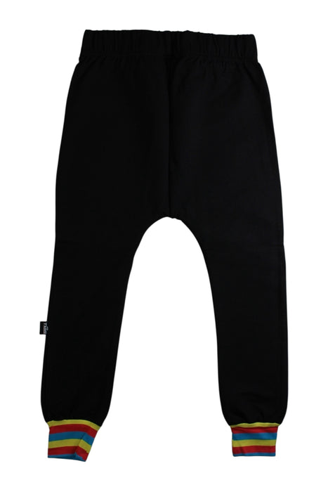 A Black Sweatpants from Whistle & Flute in size 5T for boy. (Back View)