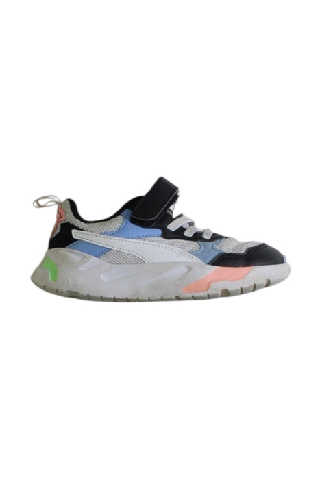 A Multicolour Sneakers from Puma in size 3T for neutral. (Front View)