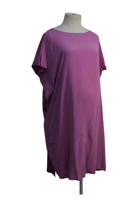 A Pink Short Sleeve Dresses from COS in size Maternity-XS for maternity. (Back View)