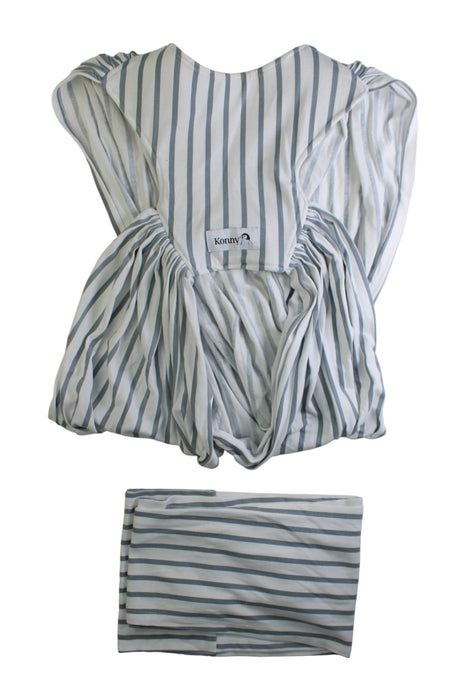 A Blue Baby Carriers from Konny in size 0-3M for neutral. (Back View)