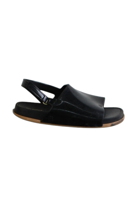 A Black Sandals from Mini Melissa in size 6T for girl. (Front View)