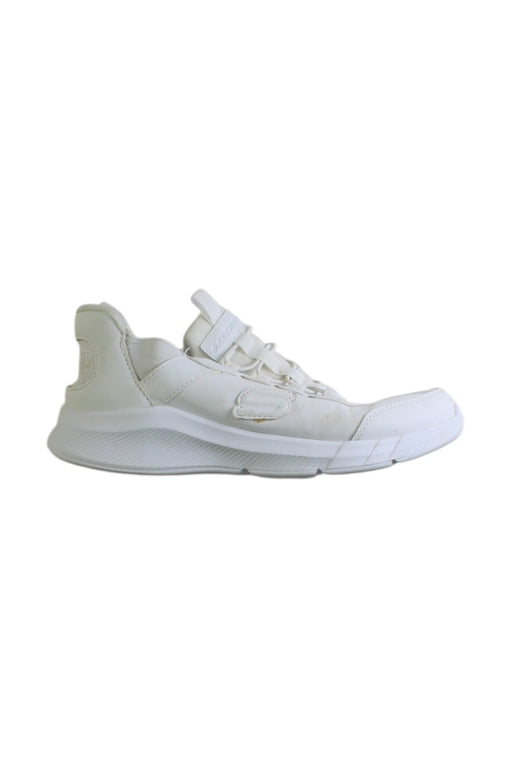 A White Sneakers from Skechers in size 12Y for neutral. (Front View)