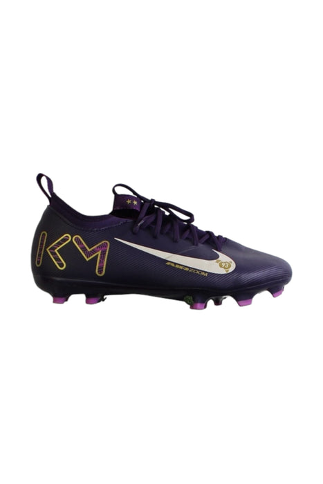 A Purple Cleats/Soccer Shoes from Nike in size 12Y for neutral. (Front View)