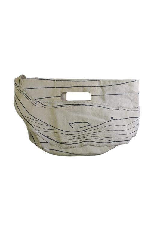 A  Other Gear from Pehr in size O/S for neutral. (Front View)