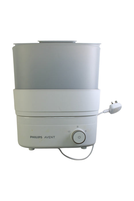 A White Utensils & Containers from Philips Avent in size O/S for neutral. (Front View)