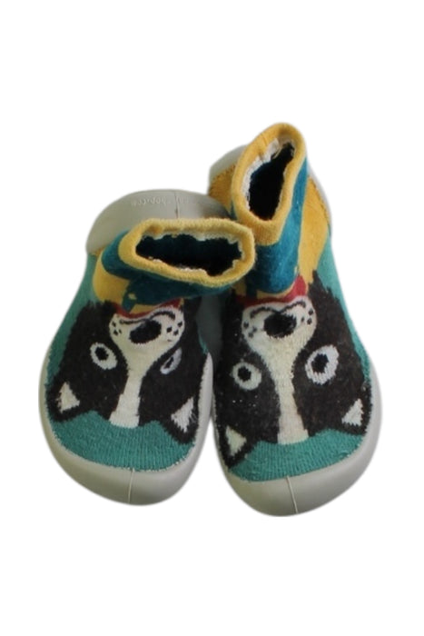 A Multicolour Slippers from Collegien in size 5T for boy. (Back View)