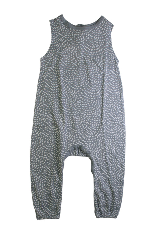 A Grey Sleeveless Rompers from Rylee + Cru in size 12-18M for girl. (Front View)