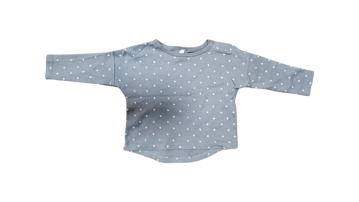 A Grey Long Sleeve Tops from Quincy Mae in size 6-12M for neutral. (Front View)