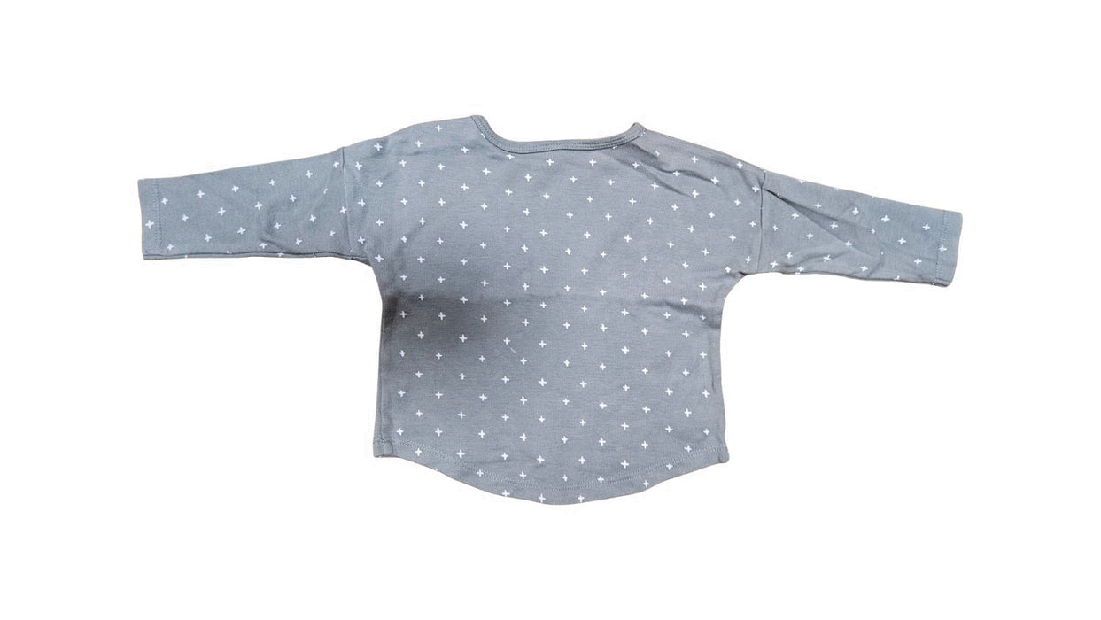 A Grey Long Sleeve Tops from Quincy Mae in size 6-12M for neutral. (Back View)