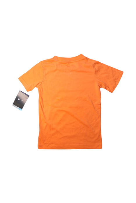 A Orange Short Sleeve T Shirts from Nike in size 5T for boy. (Back View)