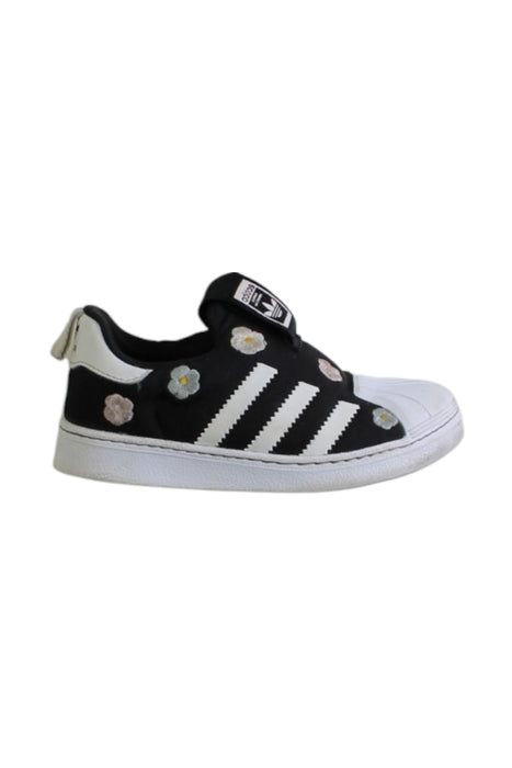 A Black Sneakers from Adidas in size 3T for girl. (Front View)