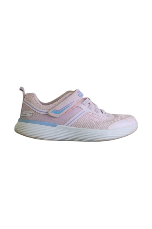 A Pink Sneakers from Skechers in size 7Y for girl. (Front View)