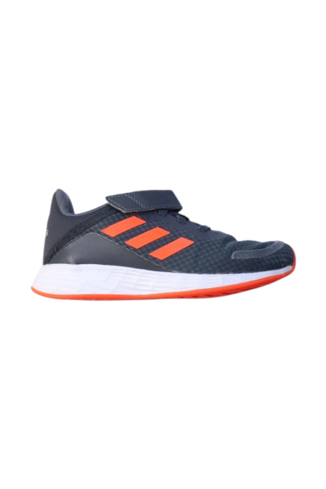 A Navy Sneakers from Adidas in size 6T for boy. (Front View)