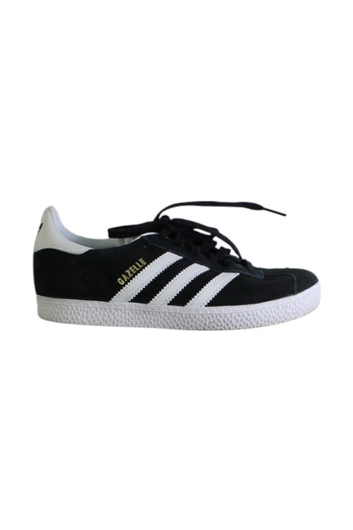 A Black Sneakers from Adidas in size 7Y for girl. (Front View)