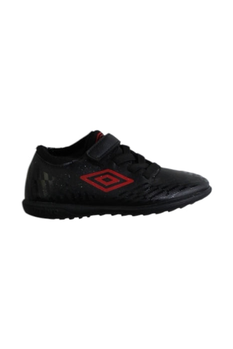 A Black Cleats/Soccer Shoes from Umbro in size 4T for boy. (Front View)